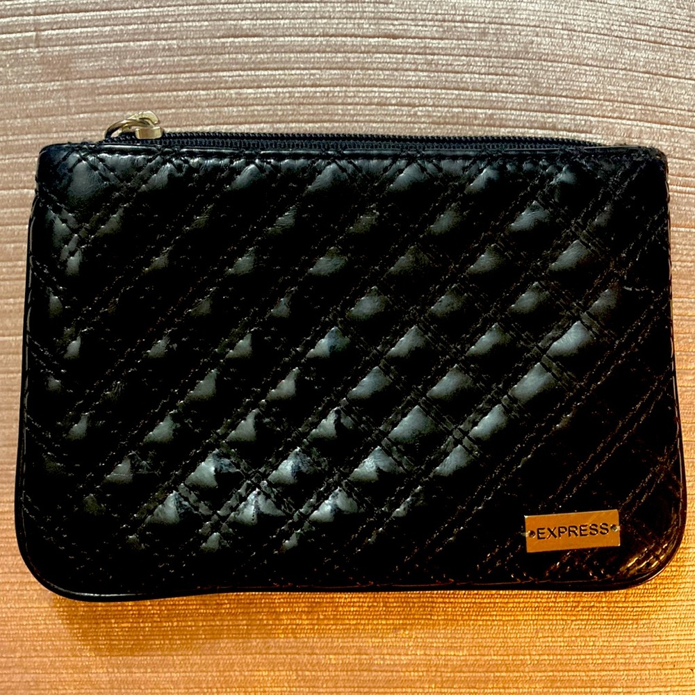 express wristlet black zipper closure diamond pattern stitch